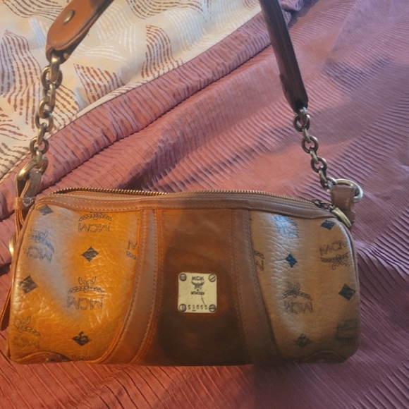 MCM vintage Brown Leather Shoulder Bag - Picture 2 of 8